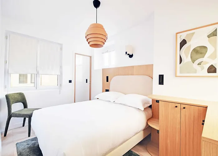 Magnifico C Ac 4h 8p - 2 Paryż